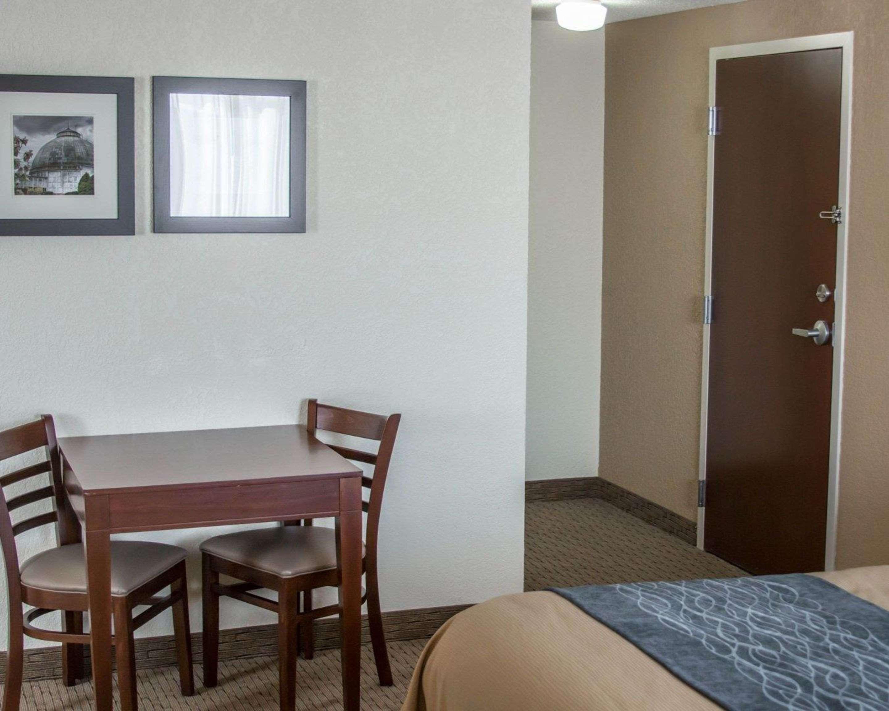 Comfort Inn Warren Εξωτερικό φωτογραφία