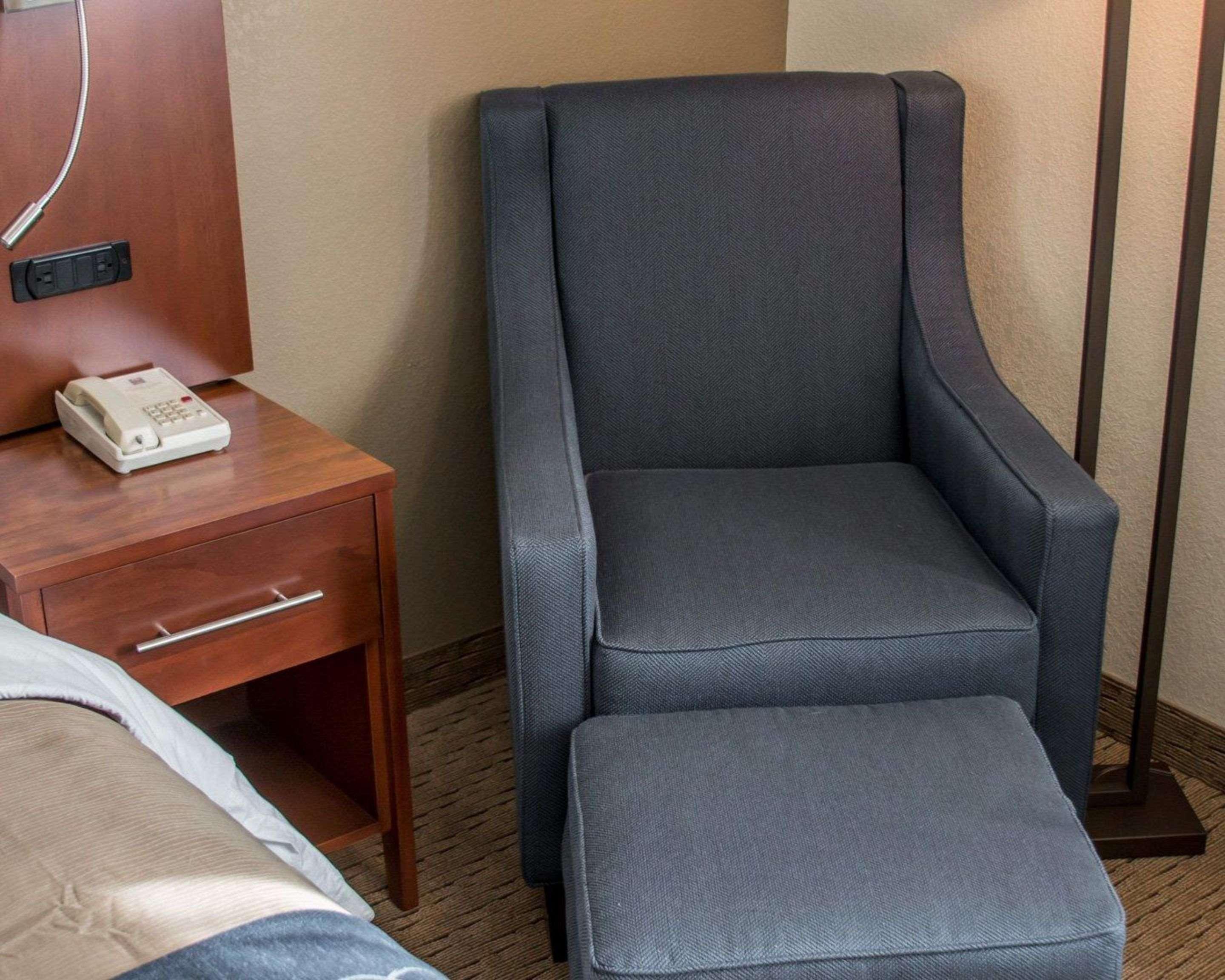 Comfort Inn Warren Εξωτερικό φωτογραφία