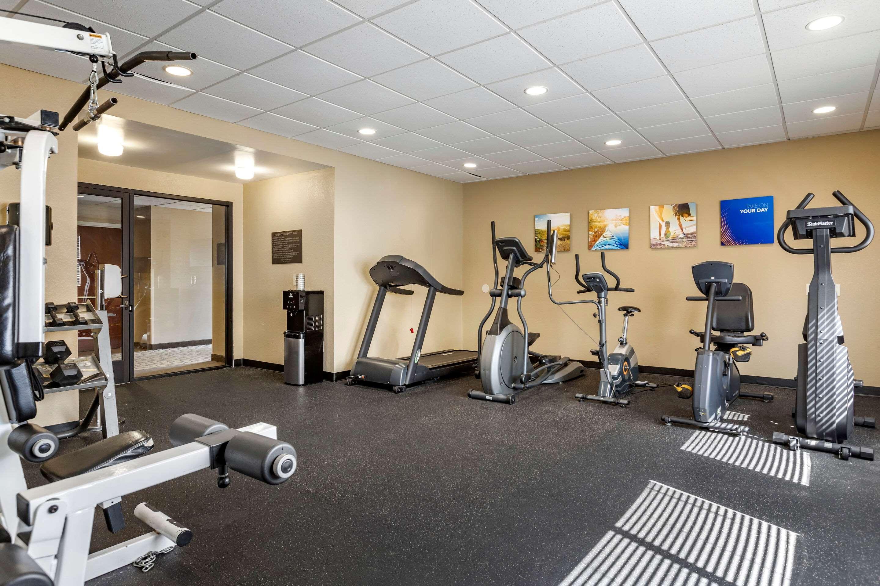 Comfort Inn Warren Εξωτερικό φωτογραφία