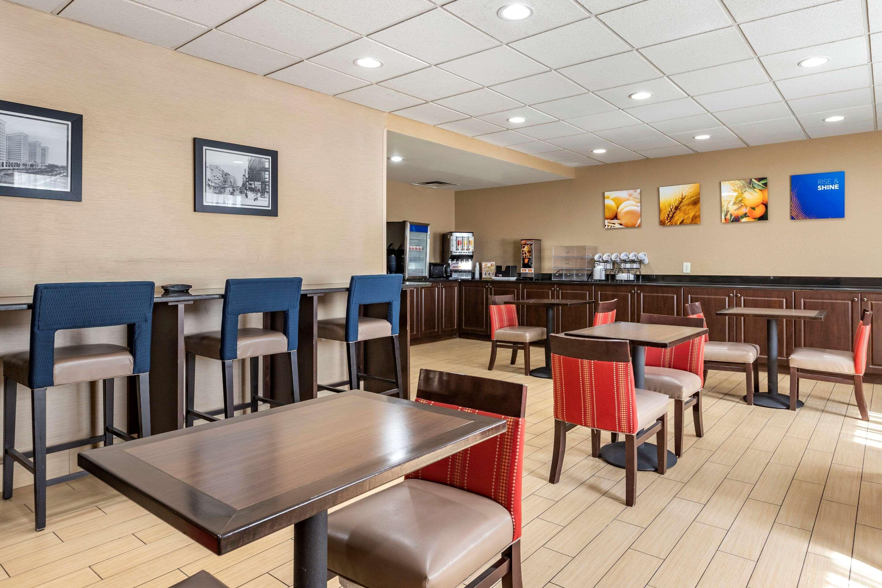 Comfort Inn Warren Εξωτερικό φωτογραφία